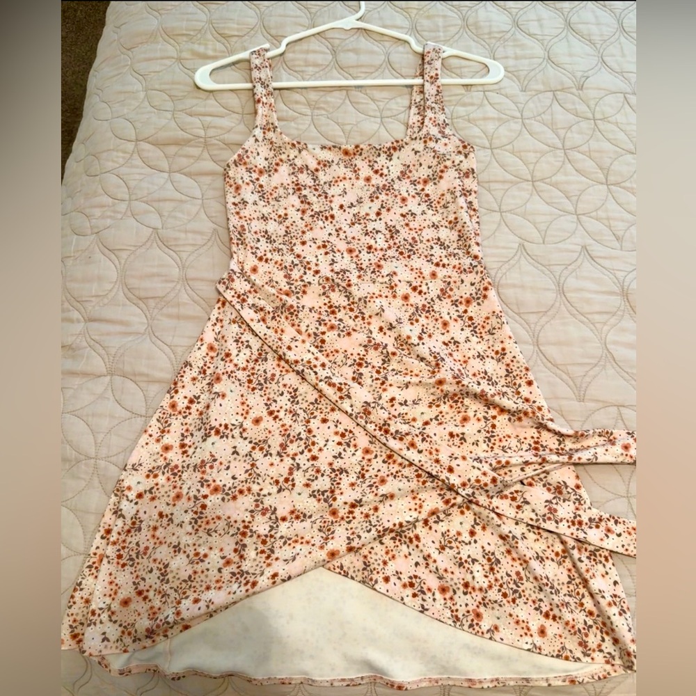 Aritzia Wilfred Mini Wrap Dress- Pale Pink Floral